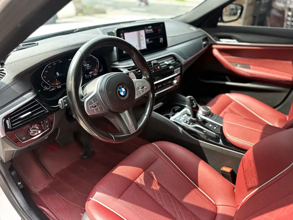 BMW 5 Series — миниатюра 8