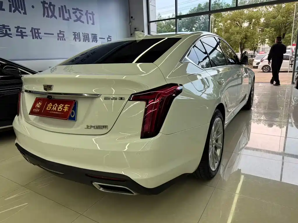 Cadillac CT5 — миниатюра 8