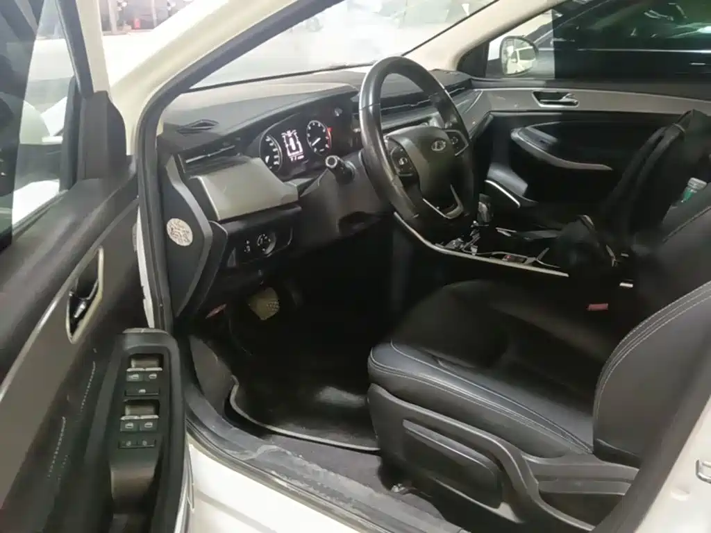 Chery Arrizo 5 — миниатюра 16
