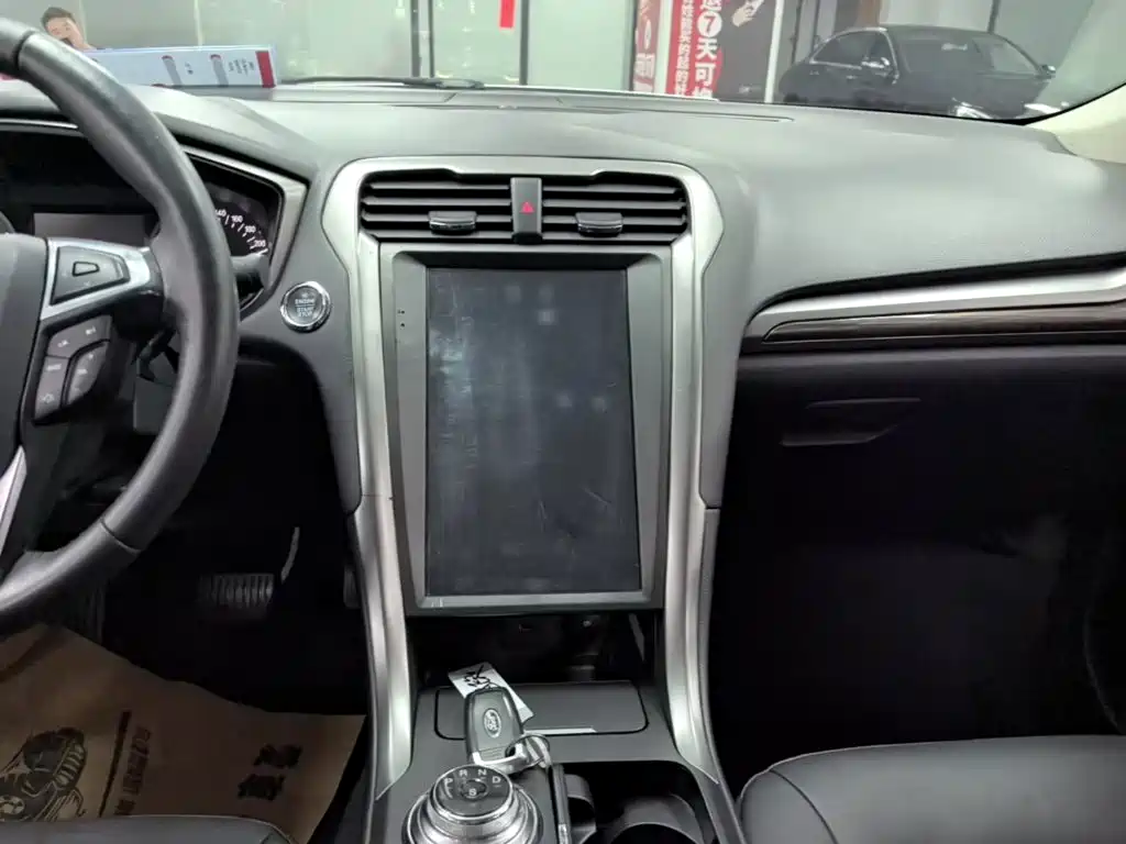 Ford Mondeo — миниатюра 13