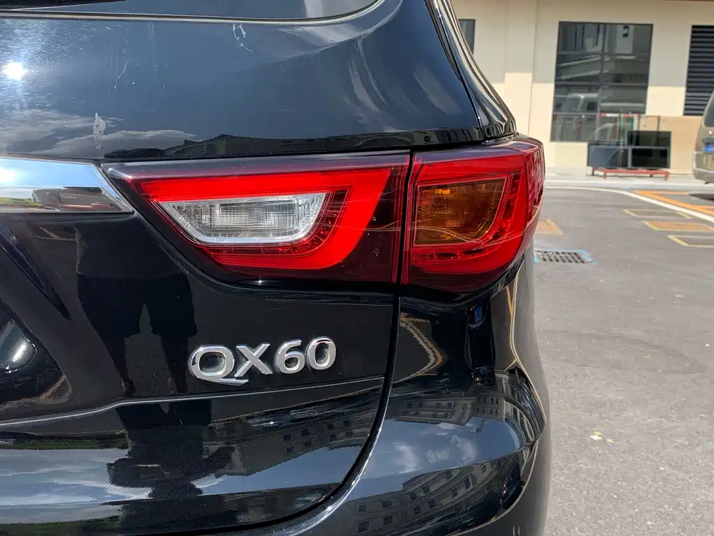Infiniti QX60 (Import) — миниатюра 12