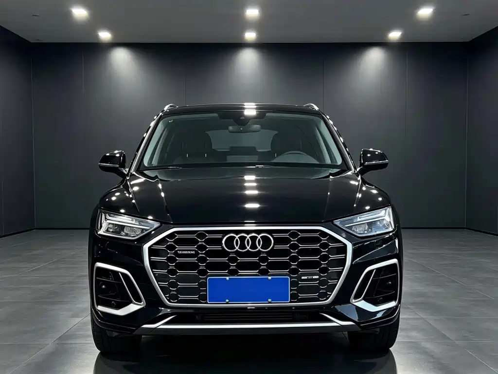 Audi Q5L — миниатюра 2