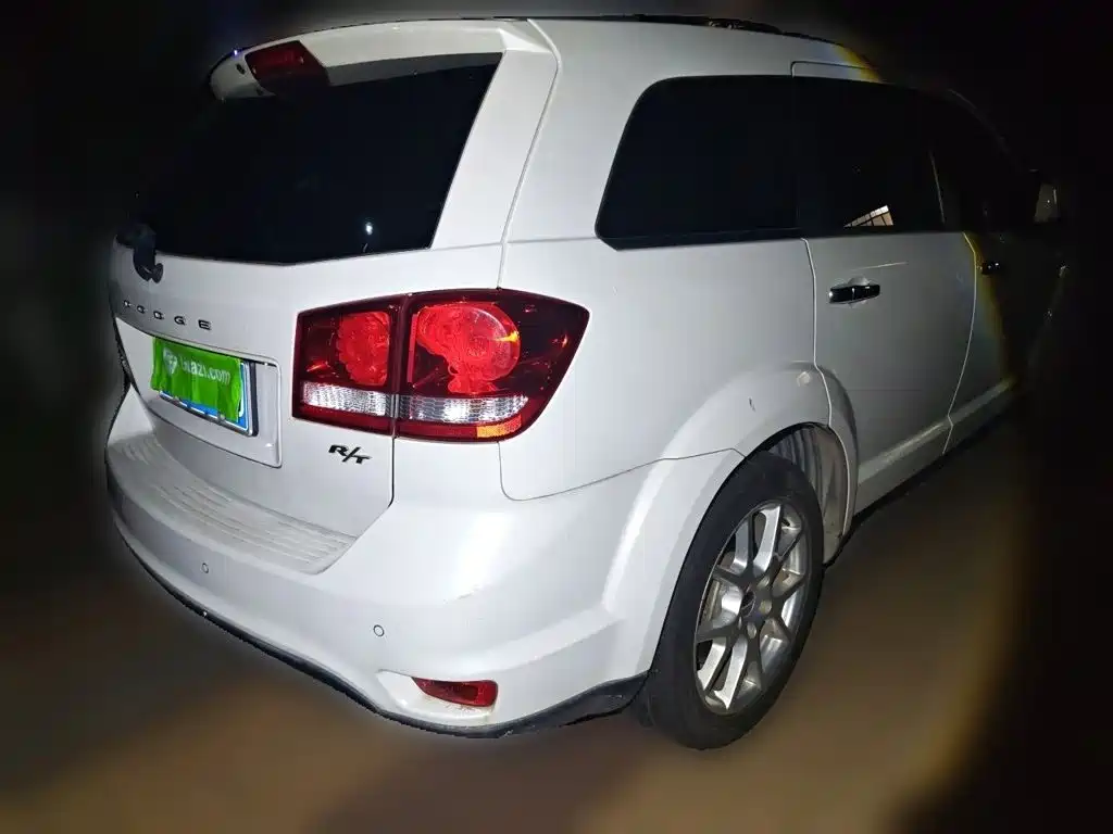 Dodge Journey — миниатюра 6