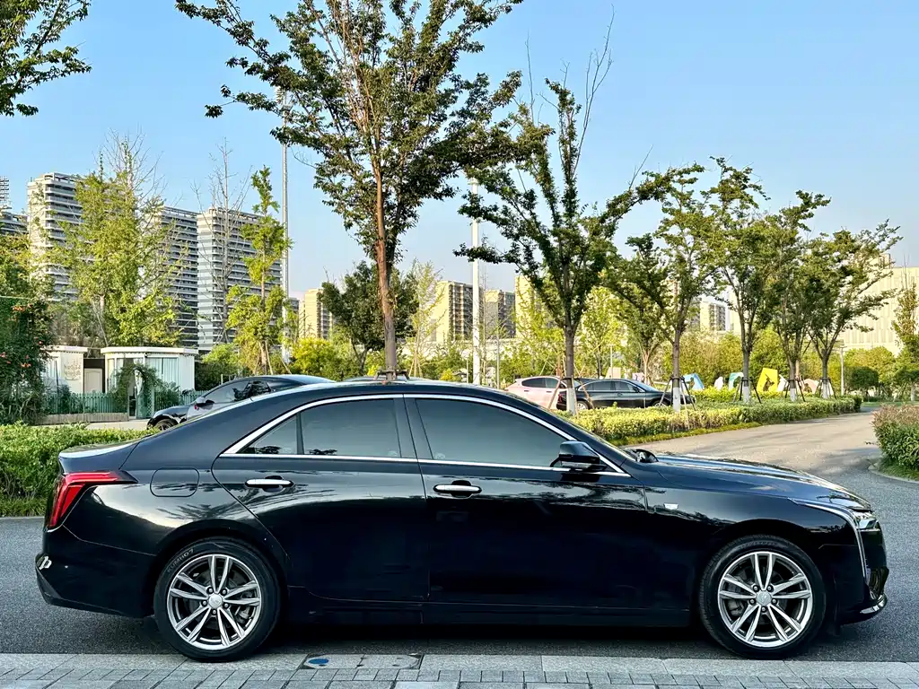Cadillac CT4 — миниатюра 7