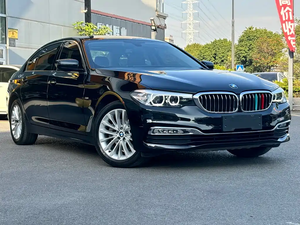 BMW 5 SERIES