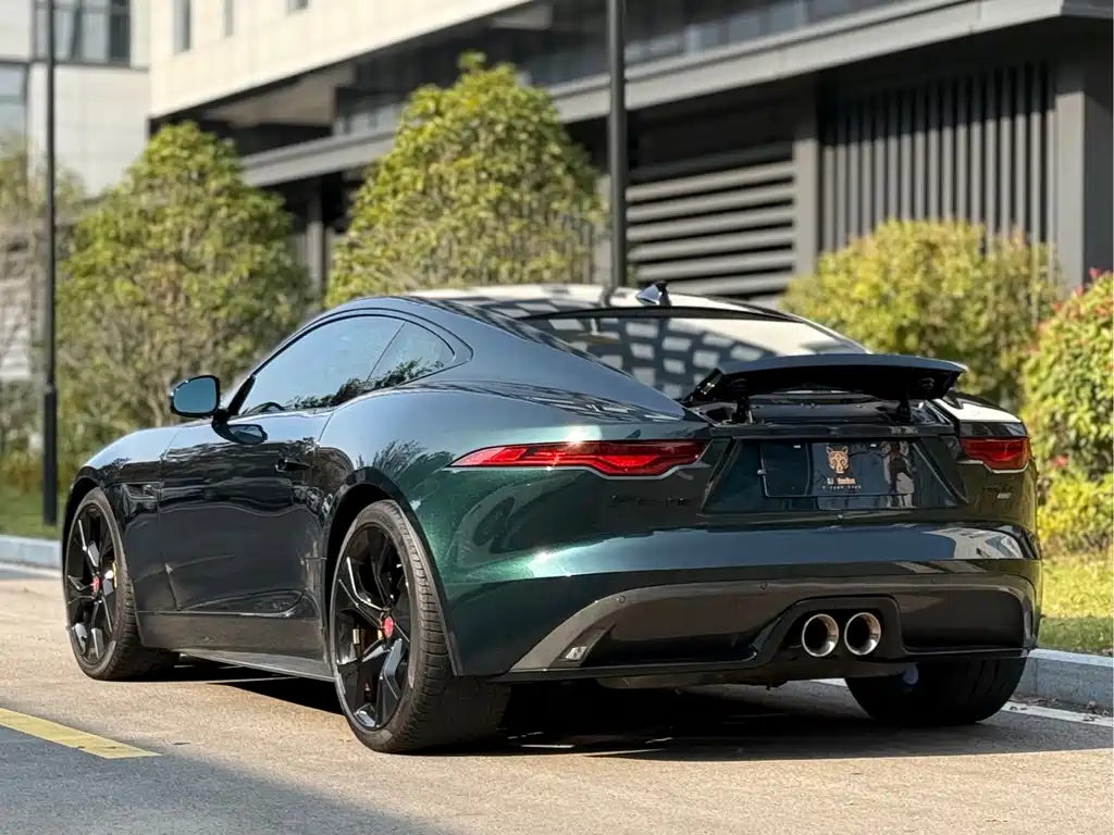 JAGUAR F TYPE