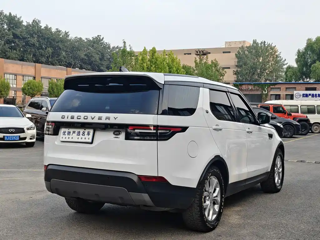 Land Rover Discovery 2018 3.0 SC V6 SE