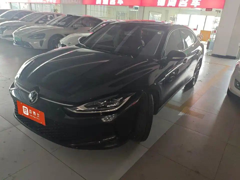Купить Volkswagen Lamando