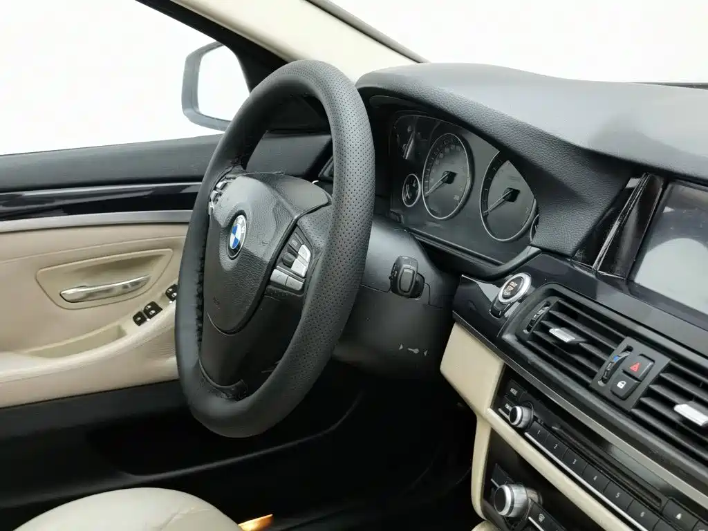 BMW 5 Series — миниатюра 22