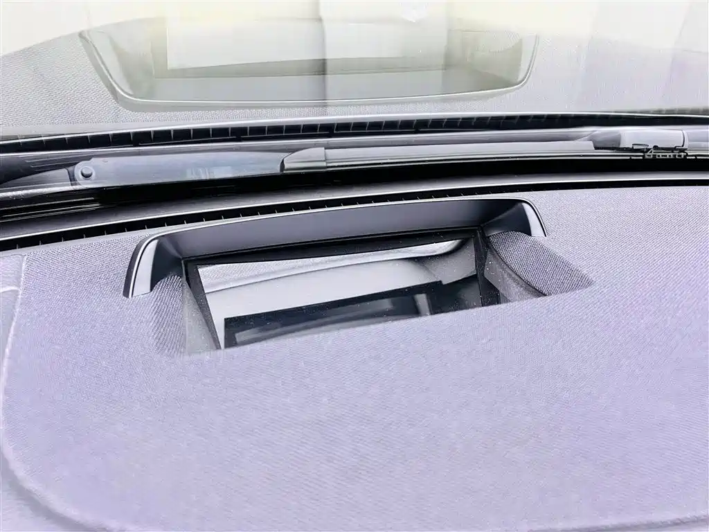 Mercedes-Benz S-Class - фото 17