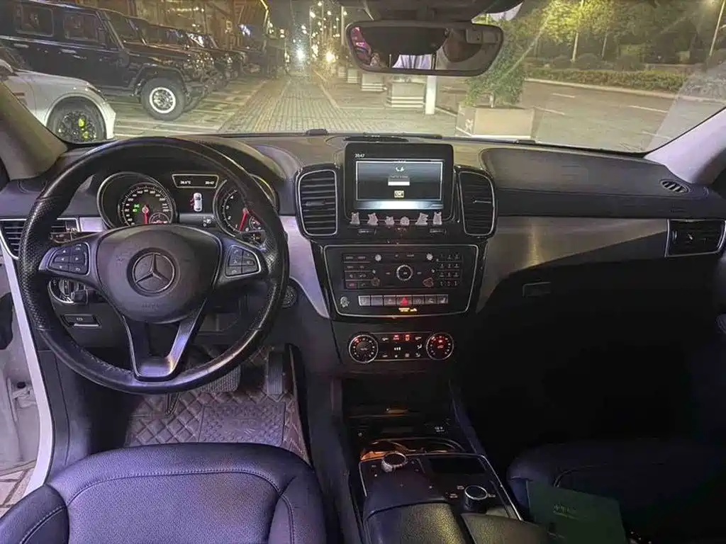Mercedes-Benz GLE Coupe — миниатюра 9