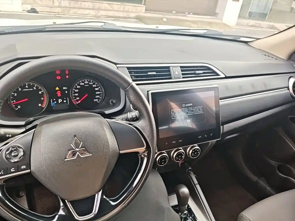 Mitsubishi ASX — миниатюра 10