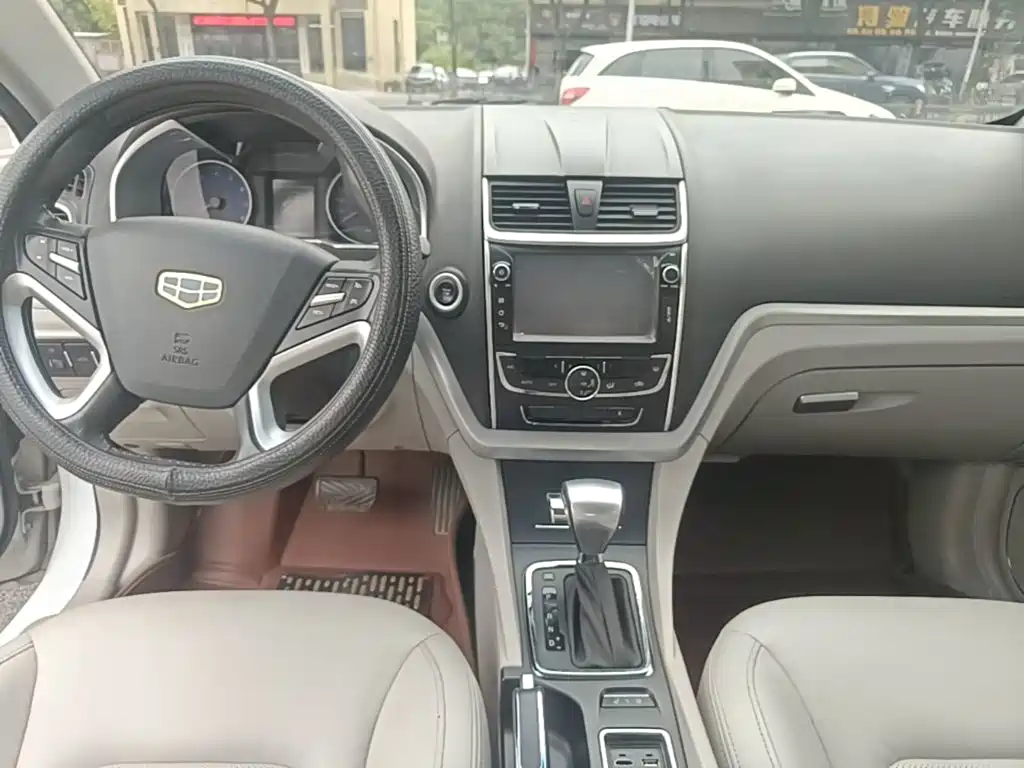 Geely Emgrand — миниатюра 13