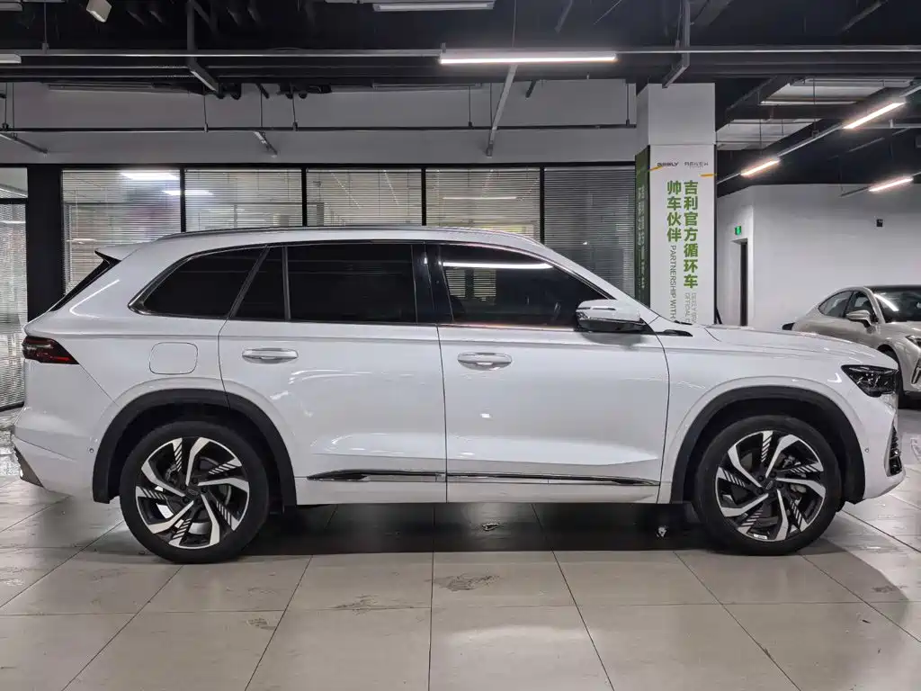 Geely Xingyue L — миниатюра 5