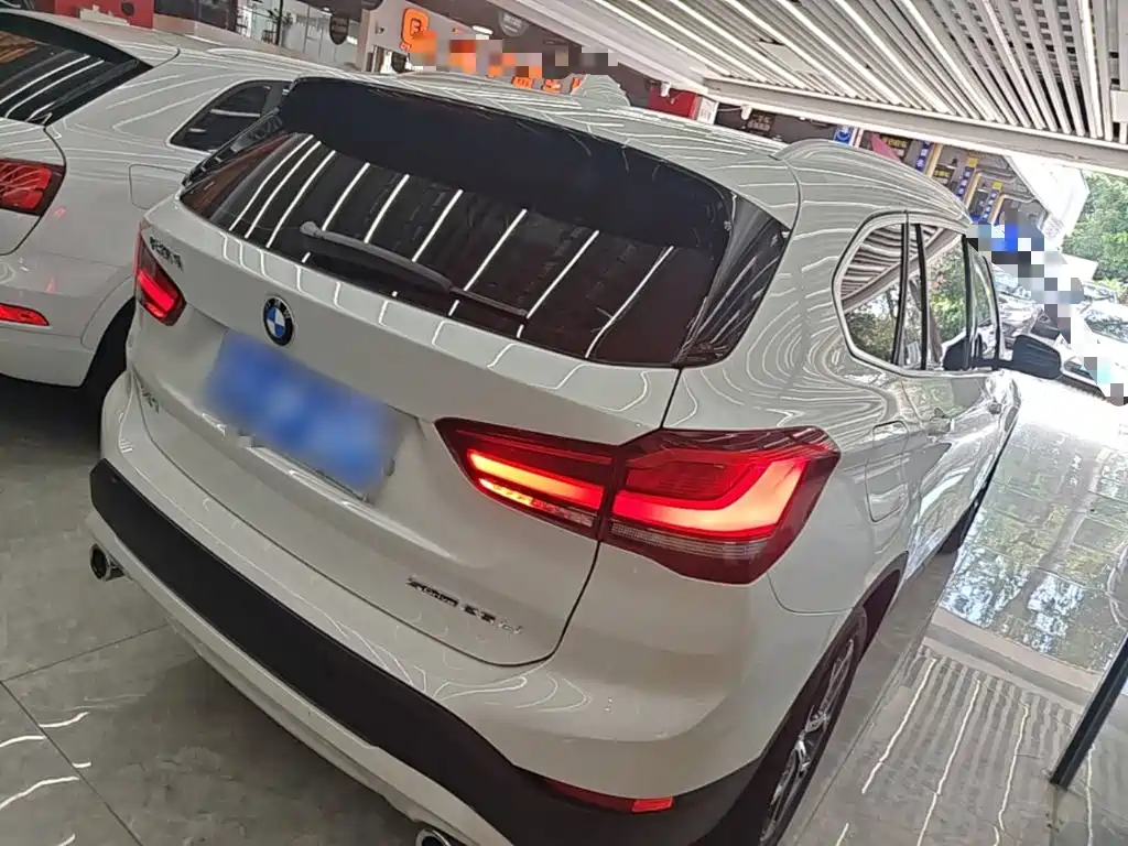 BMW X1 — миниатюра 7