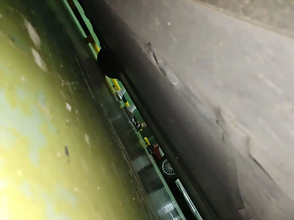 Tesla Model 3 — миниатюра 18