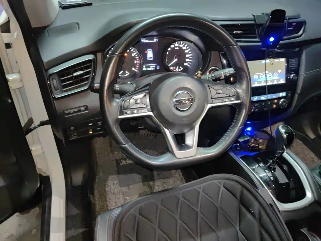 Nissan X-Trail — миниатюра 6