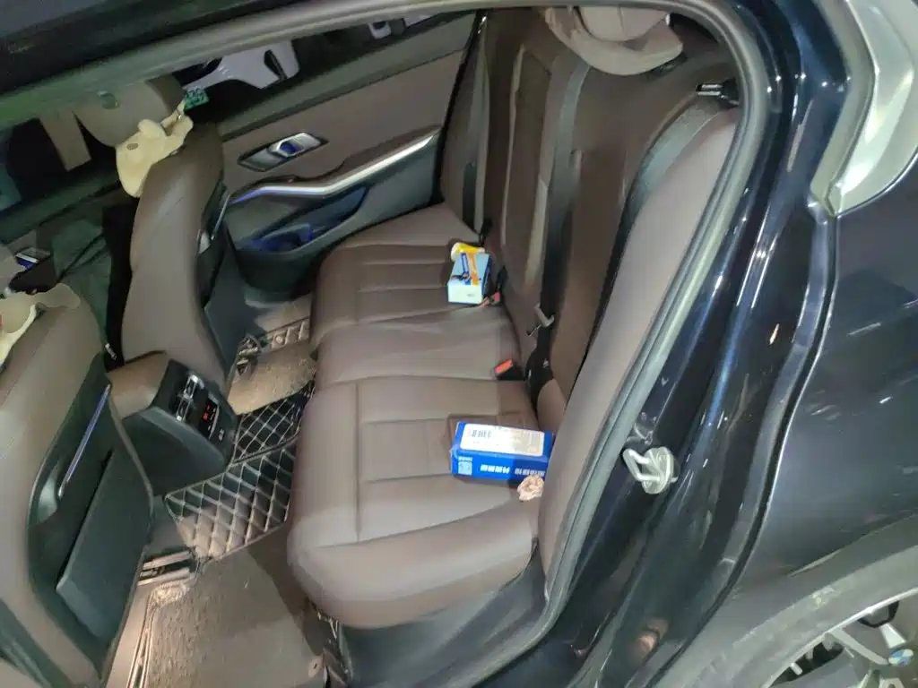 BMW 3 Series — миниатюра 18
