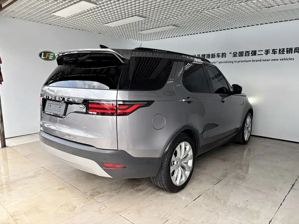 Land Rover Discovery — миниатюра 4
