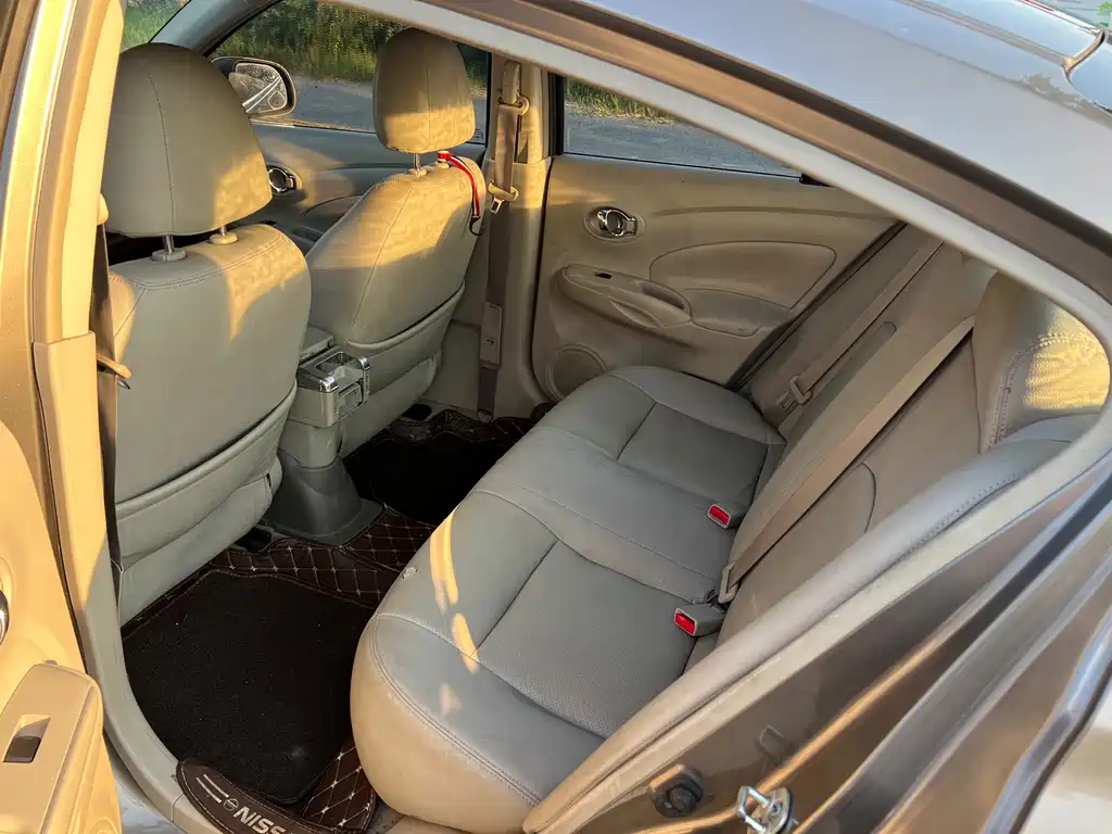 Nissan Sunny — миниатюра 6