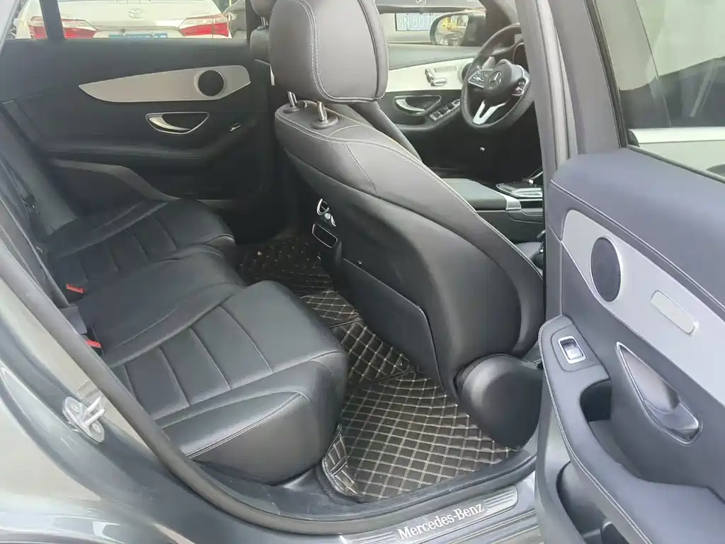Mercedes-Benz GLC — миниатюра 8