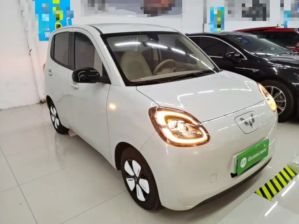 Wuling MINIEV — миниатюра 4