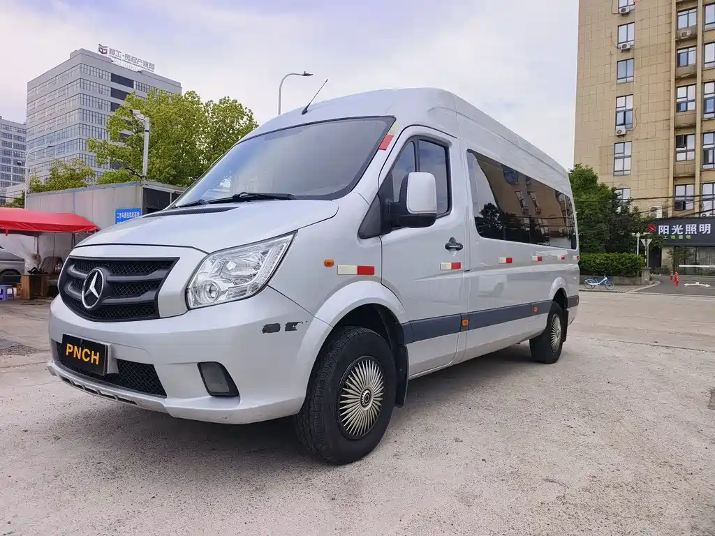 Foton Tuyano 2021