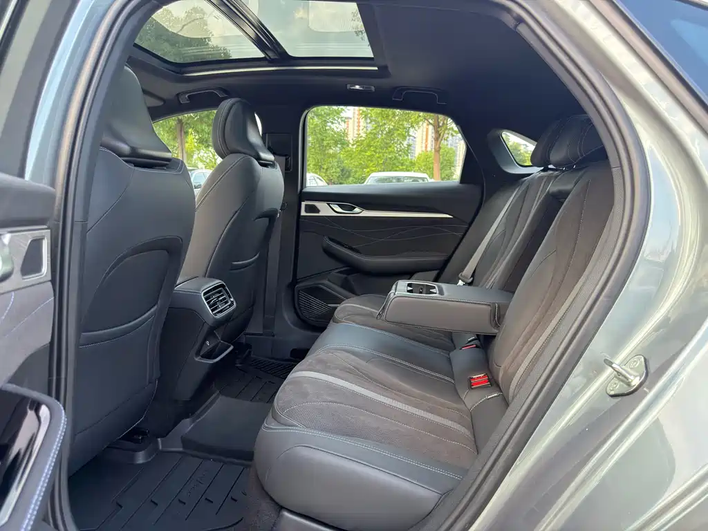 Geely Preface 2026 2.0TD