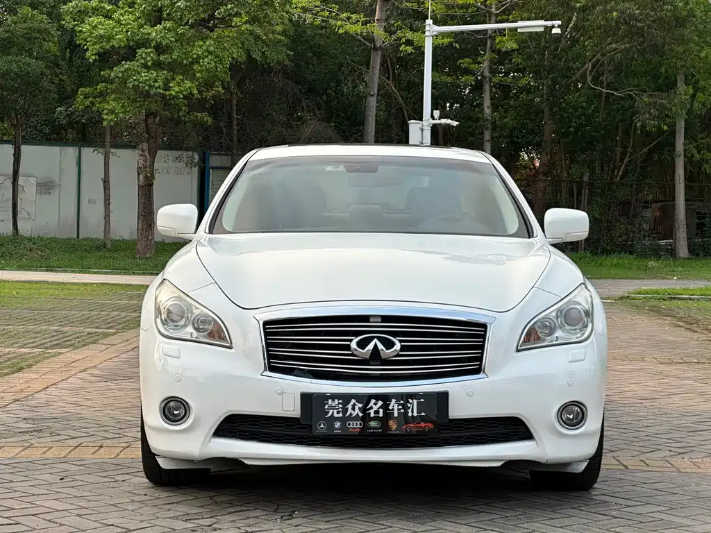 Infiniti M 2012 M25L