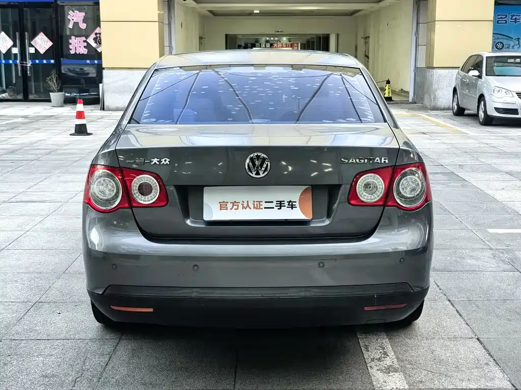 Volkswagen Sagitar — миниатюра 5