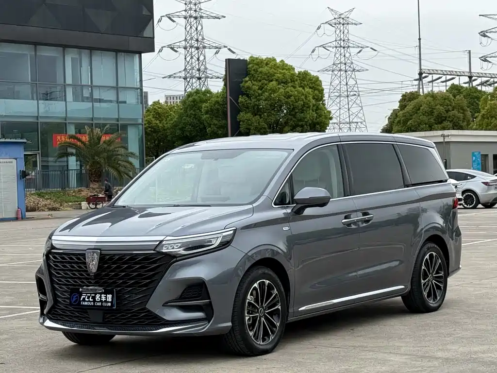 Roewe iMAX8 2021