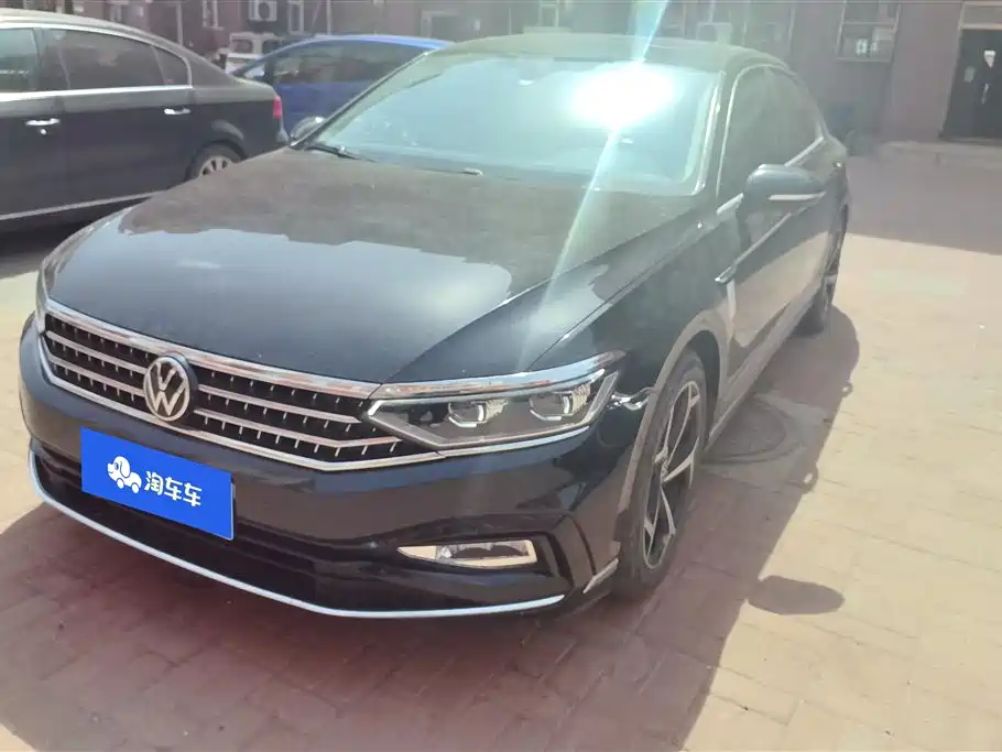 Volkswagen Magotan 2024