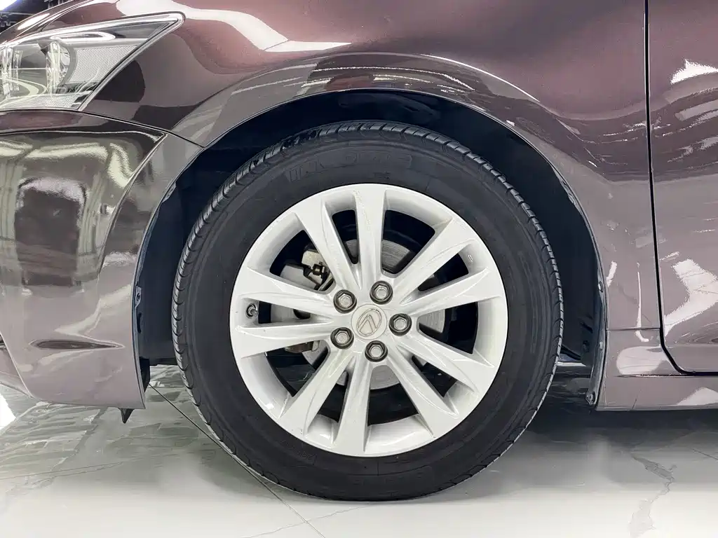 Lexus CT — миниатюра 23