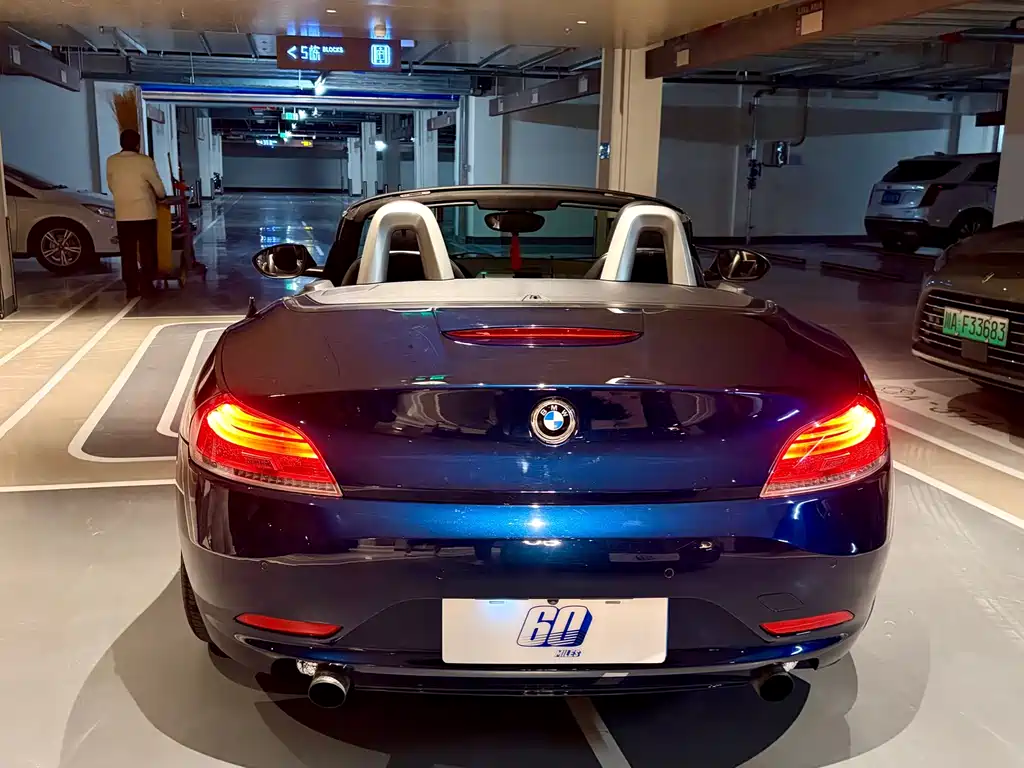 BMW Z4 — миниатюра 9