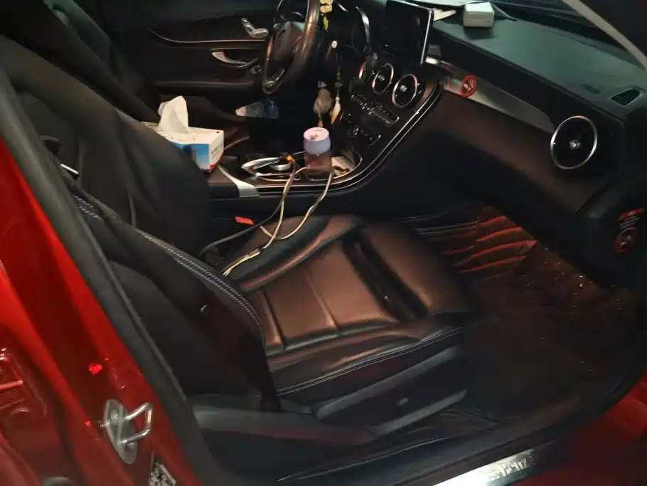 Mercedes-Benz C-Class — миниатюра 8