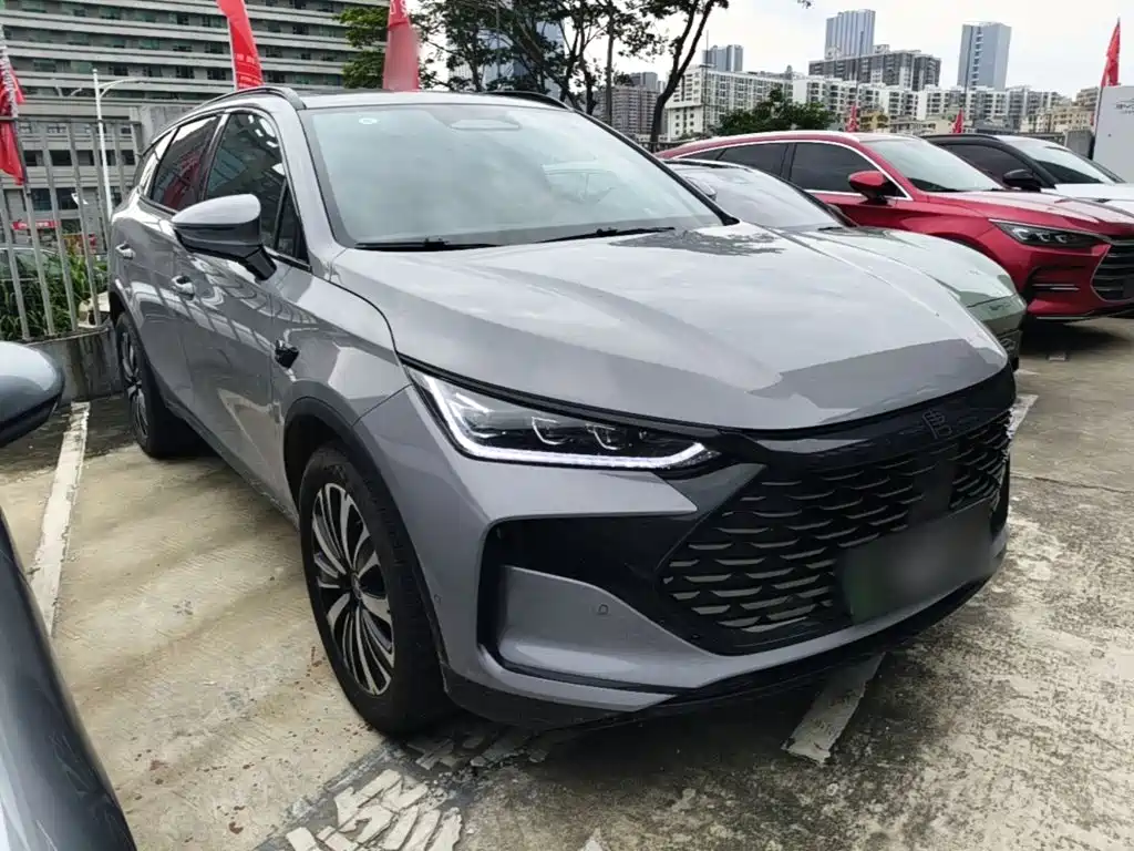 BYD Tang 2025 Smart Drive DM-i 175KM