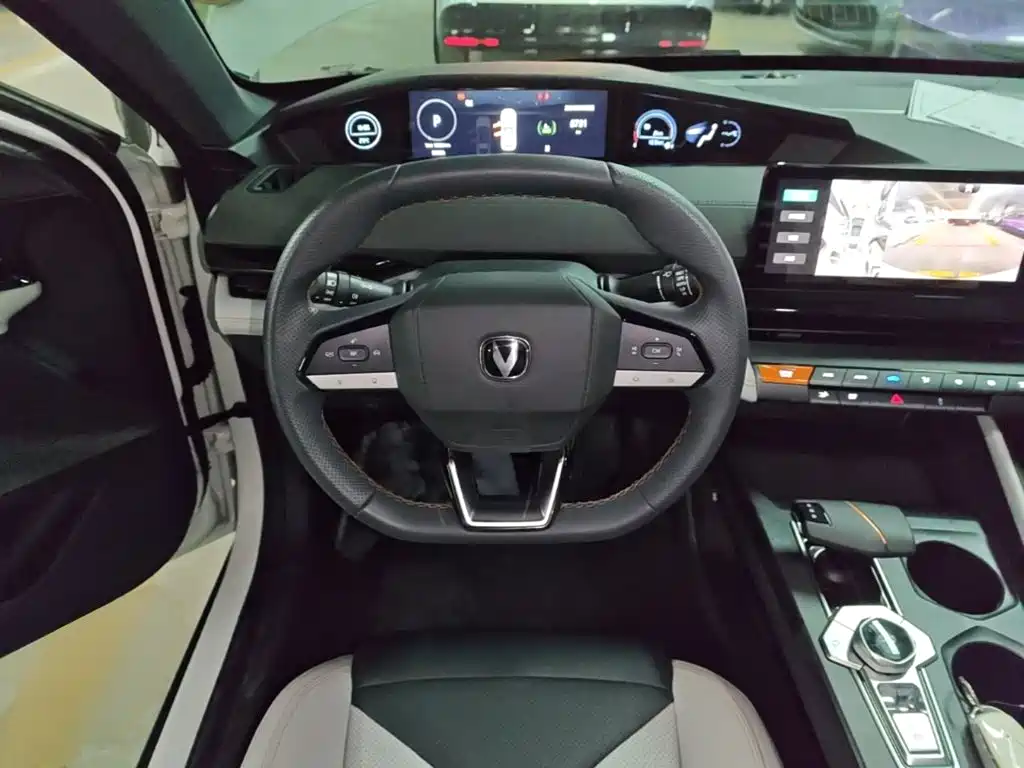Changan UNI-V iDD — миниатюра 11