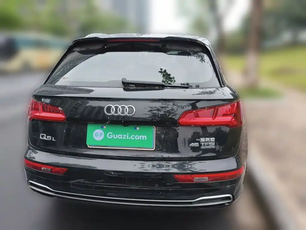 Audi Q5L — миниатюра 5