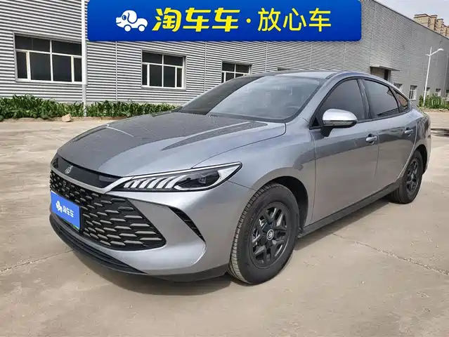 2025 BYD Qin
