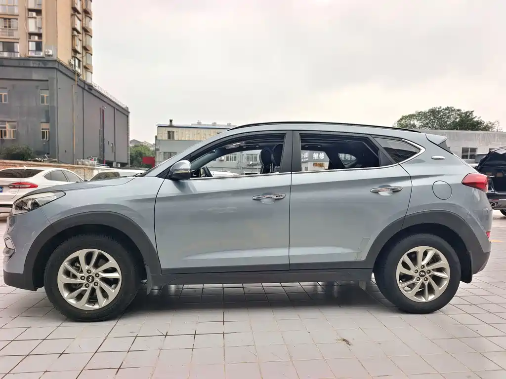 Hyundai Tucson — миниатюра 4