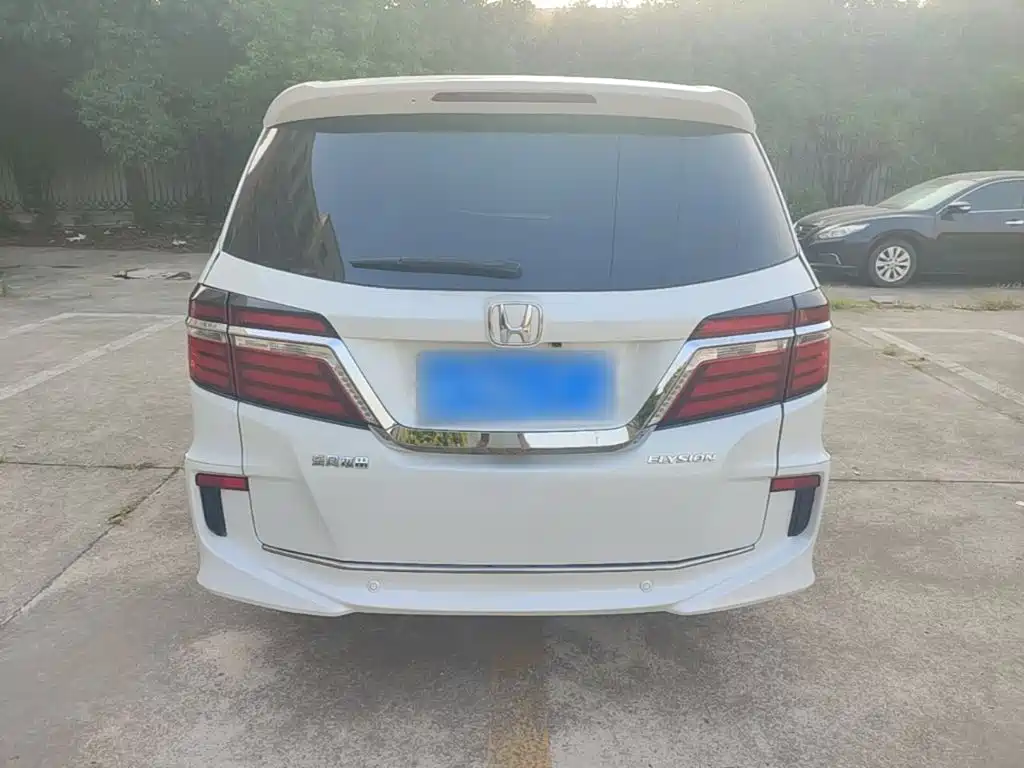 Honda Elysion — миниатюра 6