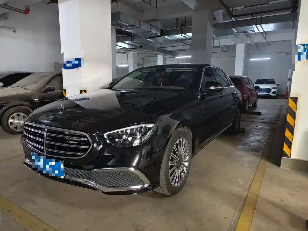 Mercedes-Benz E-Class 2023