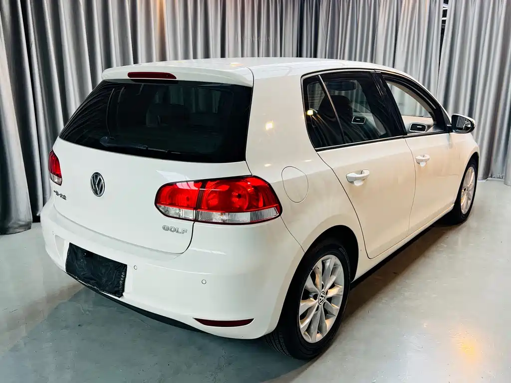 Volkswagen Golf — миниатюра 4