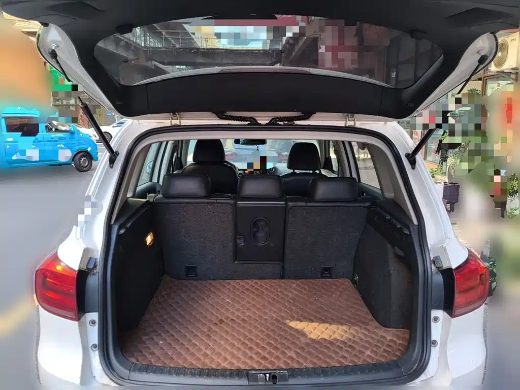 Volkswagen Tiguan — миниатюра 15