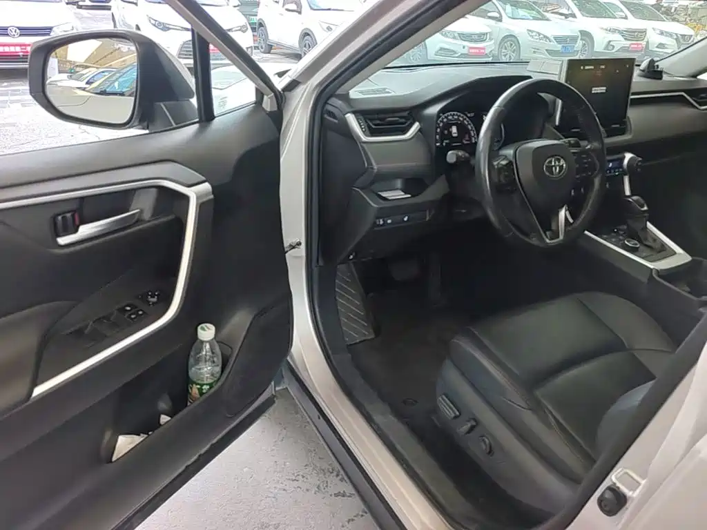 Toyota Wildlander New Energy — миниатюра 21