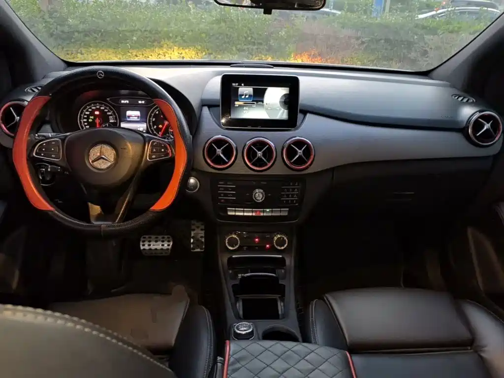 Mercedes-Benz B-Class — миниатюра 10
