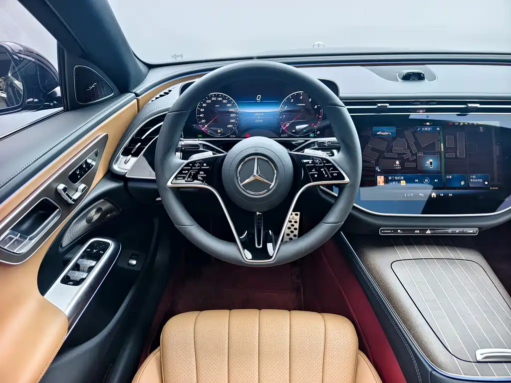 Mercedes-Benz E-Class — миниатюра 14