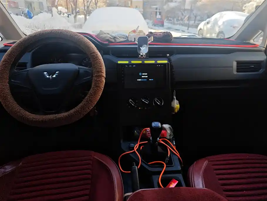 WULING WULING HONGGUANG PLUS