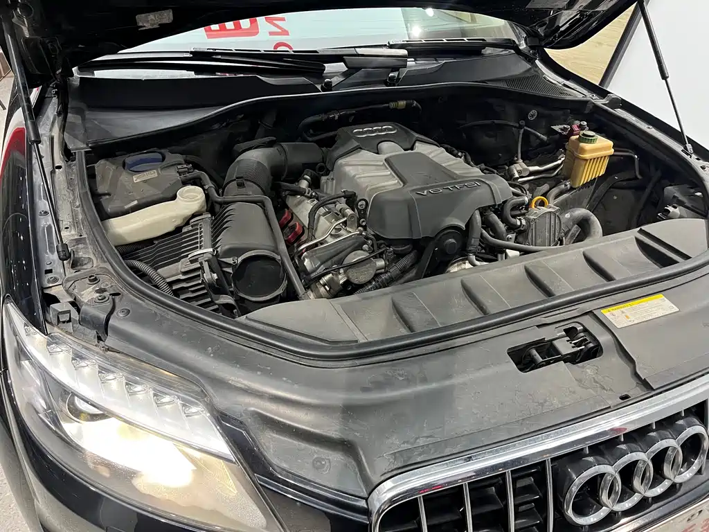 Audi Q7 2014 40 TFSI Sport