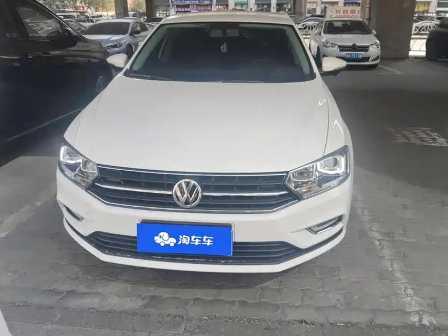 Volkswagen Bora — миниатюра 2